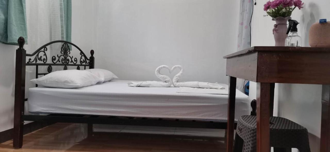 Donsol Aguluz Homestay Exterior foto
